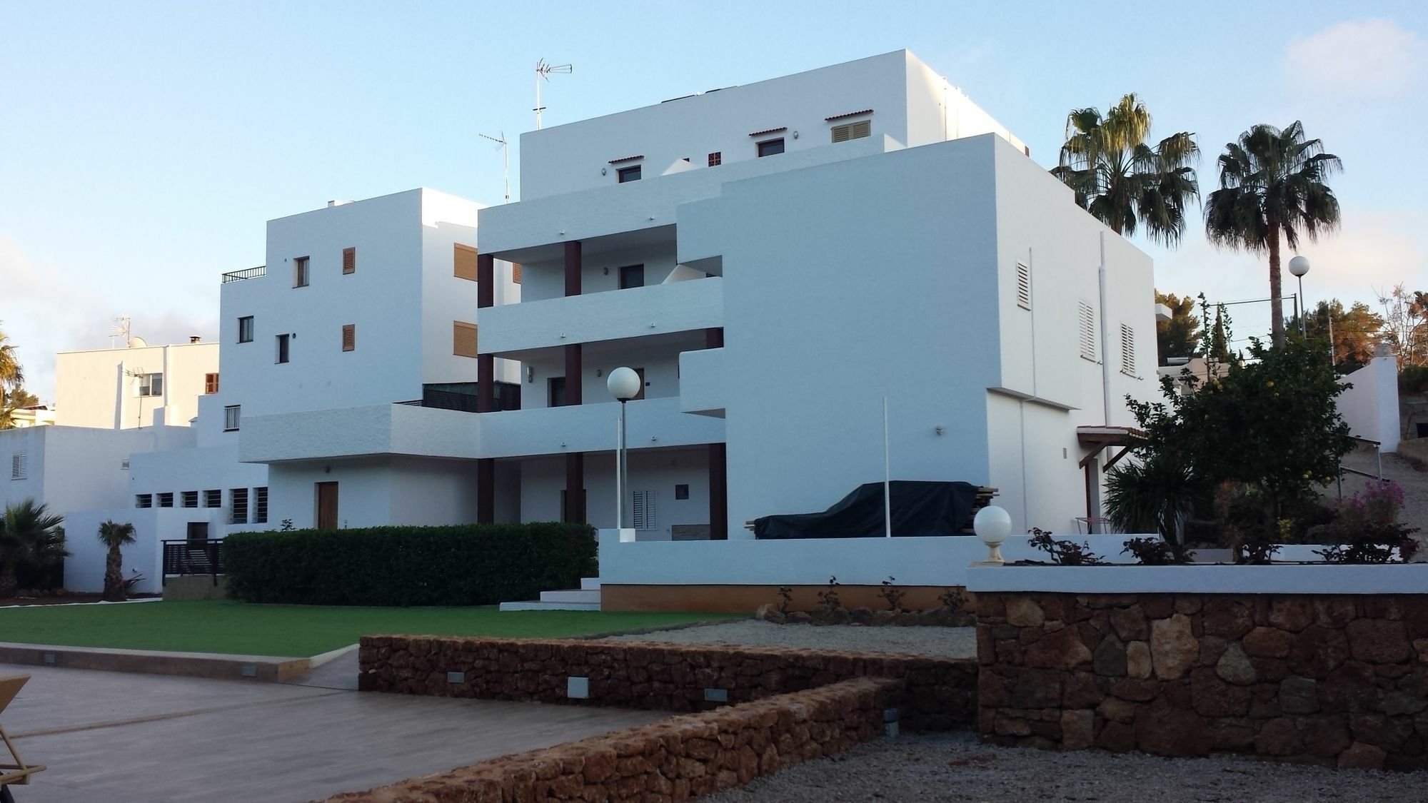 Apartamentos Colomar Санта-Эулалия-дель-Рио Экстерьер фото
